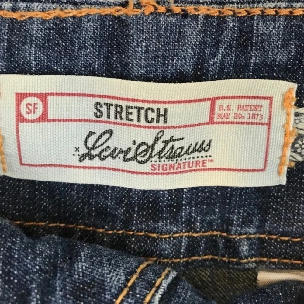 Levi Strauss Women's Cropped Jeans Size 8